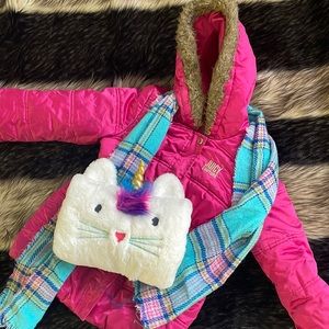 COPY - Size 7 Excellent condition with Unicorn hand warmer